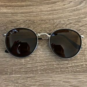 Ray-Ban Polarized Folding Round Sunglasses